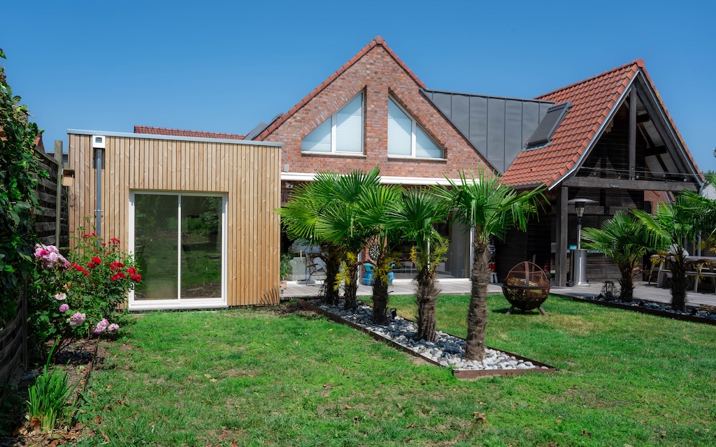 Bureau à la maison : pourquoi l&rsquo;extension bois transforme le télétravail en plaisir