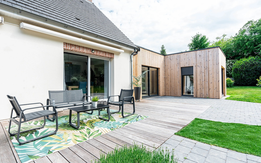 Extension bois en kit : 7 avantages décisifs pour agrandir sa maison à moindre coût